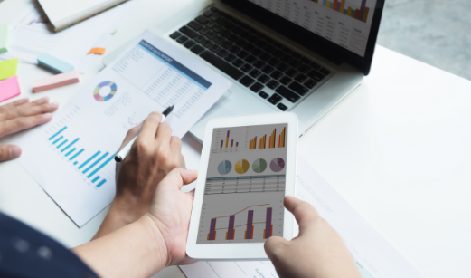 リアルタイムで集団から個人の情報を一括管理